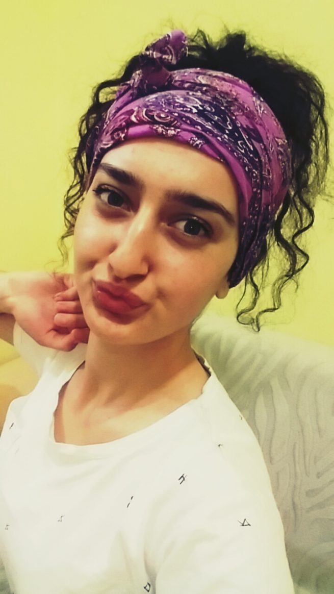 Normal ve Adult Fotoğrafları ile Türbanlı Fatma