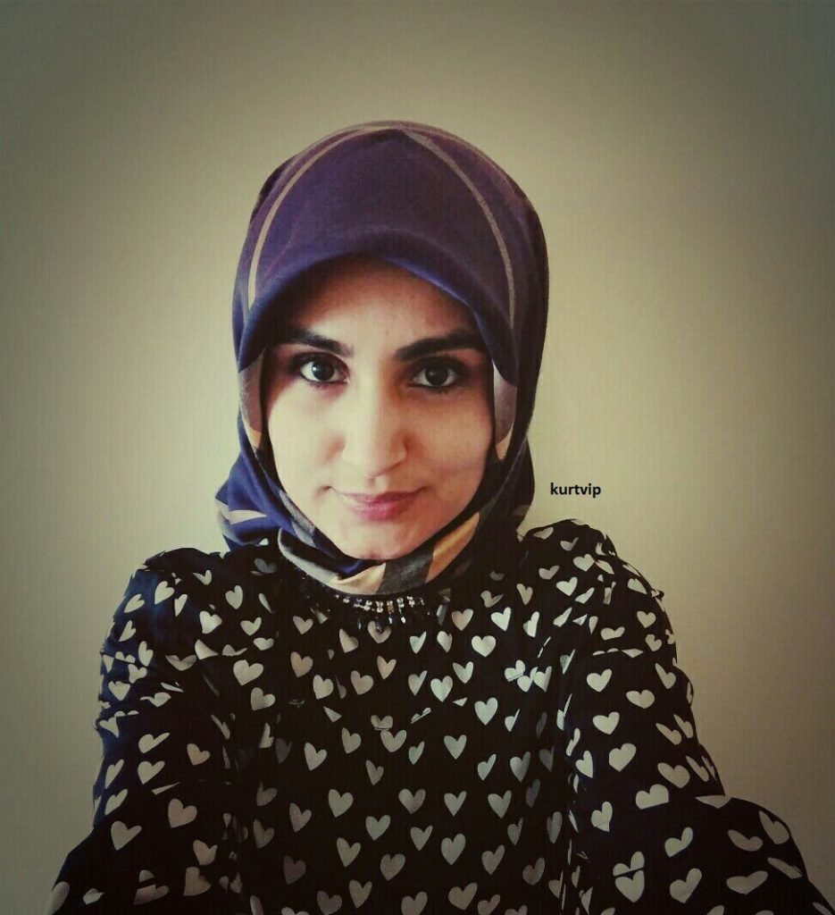 Türk 21 Yaşındaki Kızı Bağırta Bağırta Götten Sikiyor   BIQLE